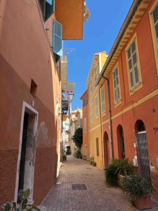 Loft - Centre Historique Apartment Villefranche-sur-Mer Exterior photo